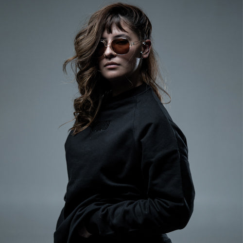 Crewneck Calavera bordado en negro CALAVERA con bolsillo secreto UNISEX