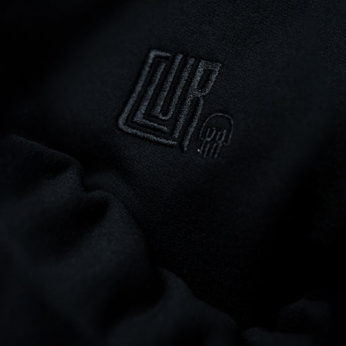 Crewneck Calavera bordado en negro - CLVR - con bolsillo secreto UNISEX