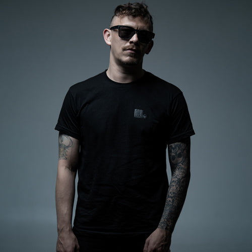 Camiseta calavera clásica con estampado en negro clvr